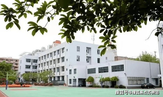 翠湖滨江售楼处电话翠湖滨江售楼中心电线楼盘百科首页网站楼盘测评中心电线小时热线电话(图8)