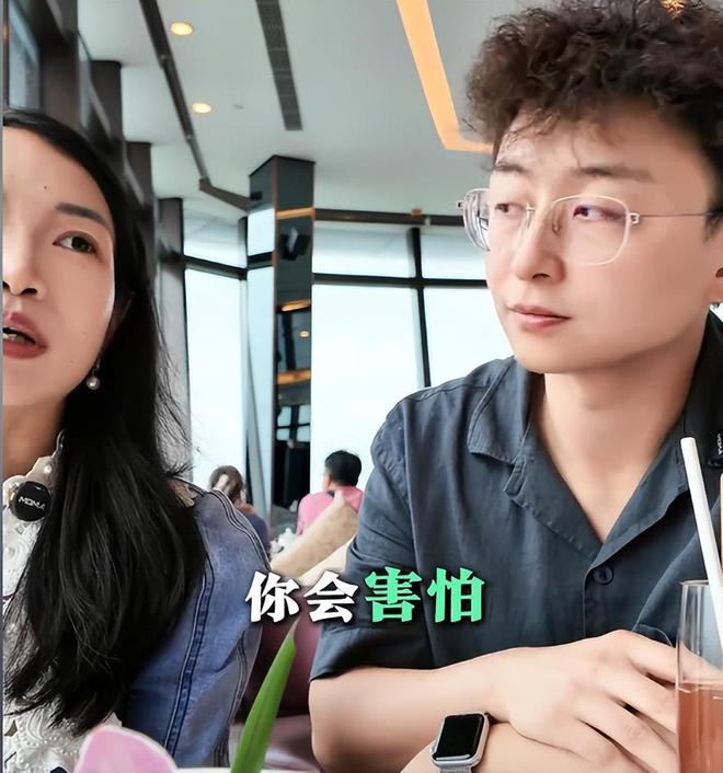 高考状元739分进清华因《一站到底》爆火现在香港卖保险(图16)