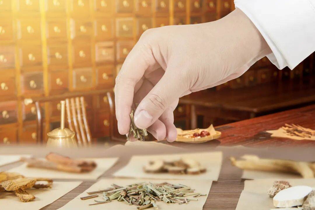 东北家族中医馆誉研堂赴港IPO：小体量纯自费模式高毛利率下或存监管隐忧(图5)